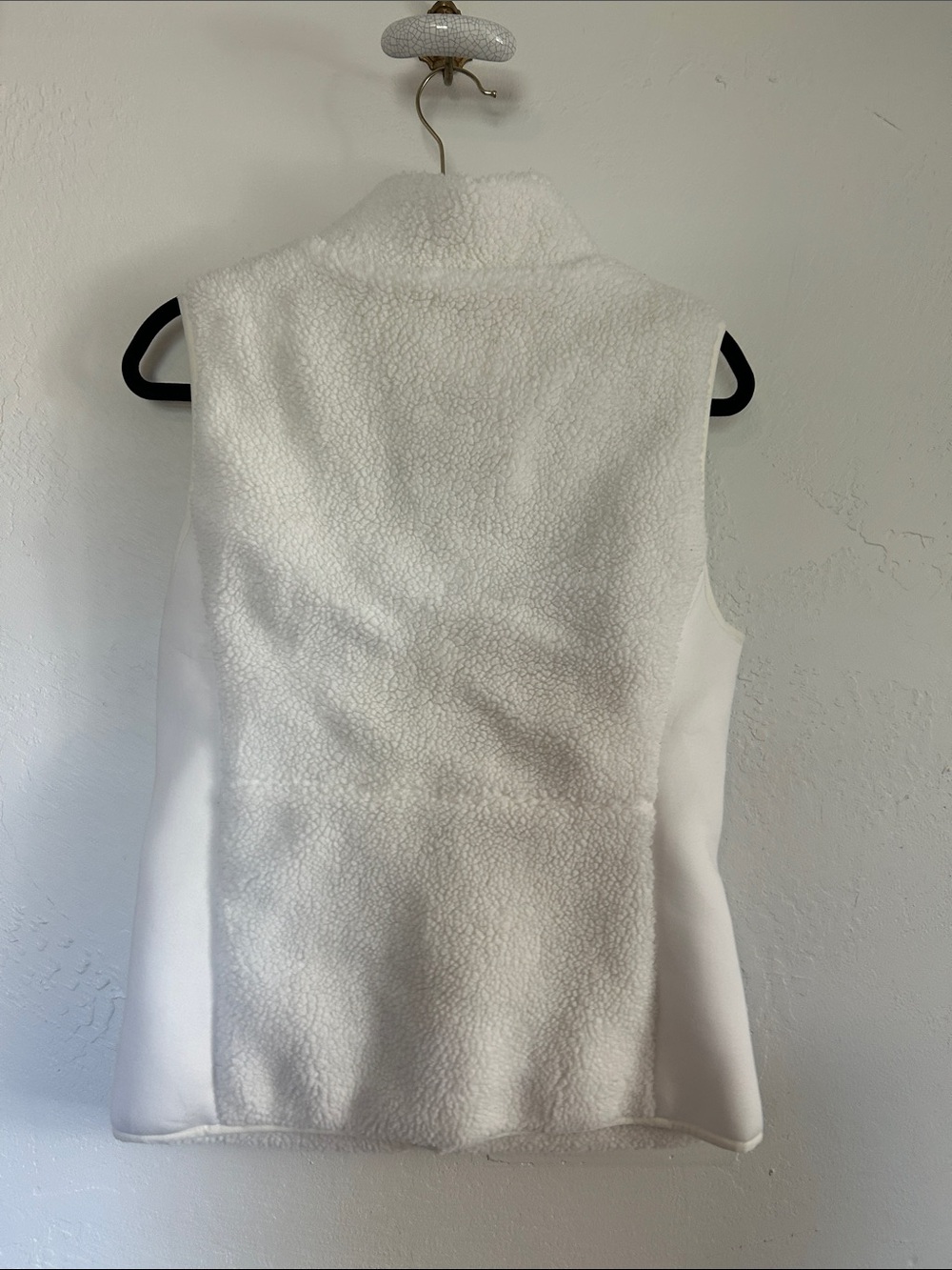 Fabletics Sedona Sherpa Fleece White Vest medium - Picture 2 of 3